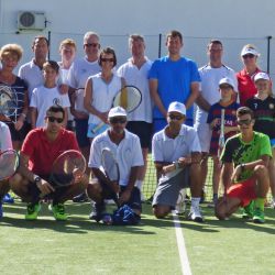 Family tennis players in the Algarve