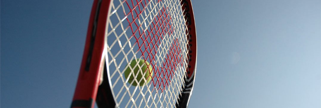 Tennis und Englische Camps